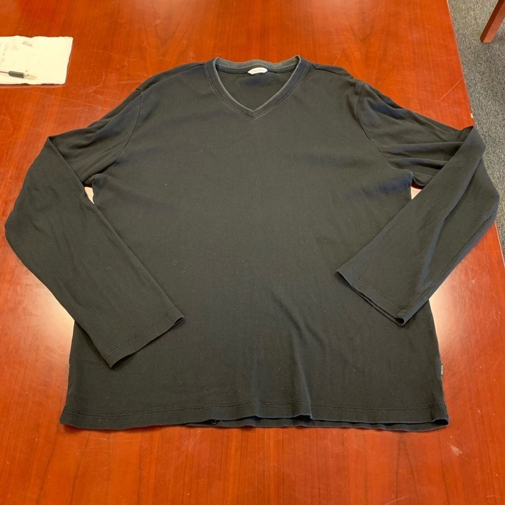 Calvin Klein V Neck Ribbed L/S Shirt sz XL EUC